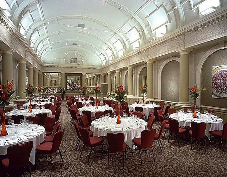 The Met Hotel