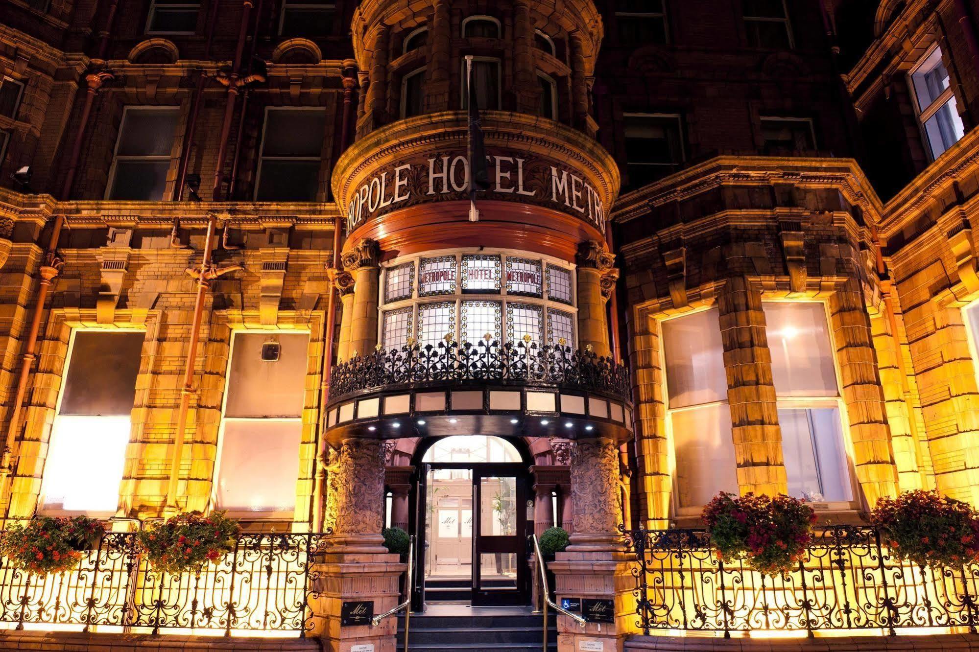 The Met Hotel 4*